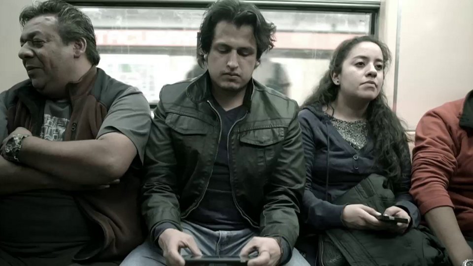 Στο Μεξικό, ένα κάθισμα-πέος εναντίον της σεξουαλικής παρενόχλησης [εικόνες] | iefimerida.gr 2