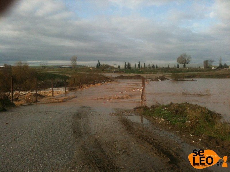 Βιβλική καταστροφή στη Θεσσαλονίκη από την υπερχείλιση του Γαλλικού ποταμού -Ποιες περιοχές έχουν αποκλειστεί [εικόνες] | iefimerida.gr 2
