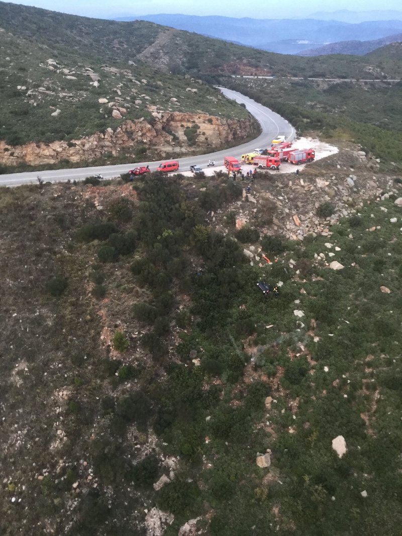 Πεντέλη: Γυναίκα έπεσε σε γκρεμό με το αυτοκίνητό της [εικόνα] | iefimerida.gr 0