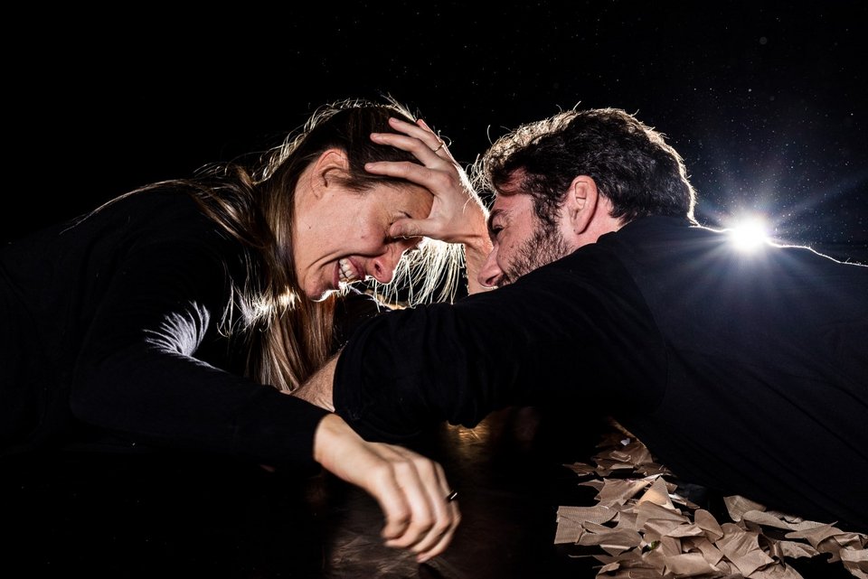 «Πενθεσίλεια» στη Στέγη -Κανιβαλισμός έξω από τα τείχη της Τροίας [εικόνες]  | iefimerida.gr 3