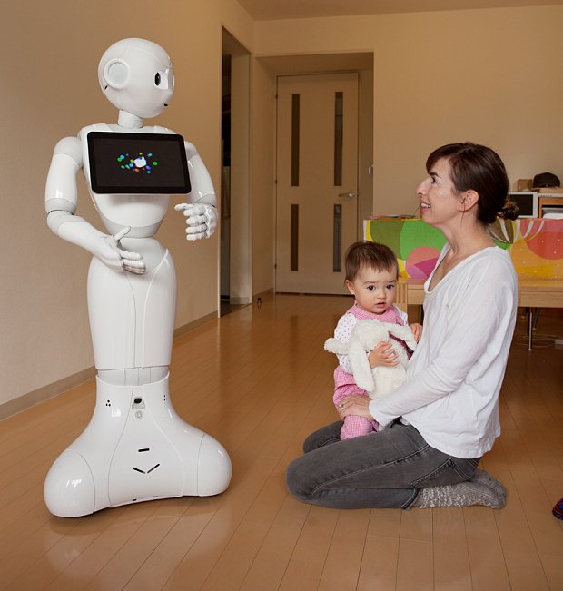 Ενα σαββατοκύριακο με τον Pepper -Στο σπίτι με το πρώτο ρομπότ με αισθήματα [εικόνες] | iefimerida.gr 3