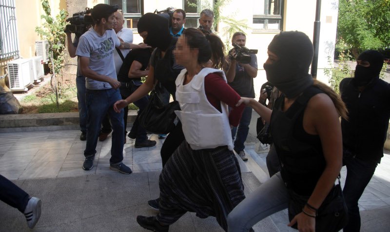 Τρεις βαριές κατηγορίες απήγγειλε ο εισαγγελέας στον Πετρακάκο [εικόνες&βίντεο] | iefimerida.gr 0