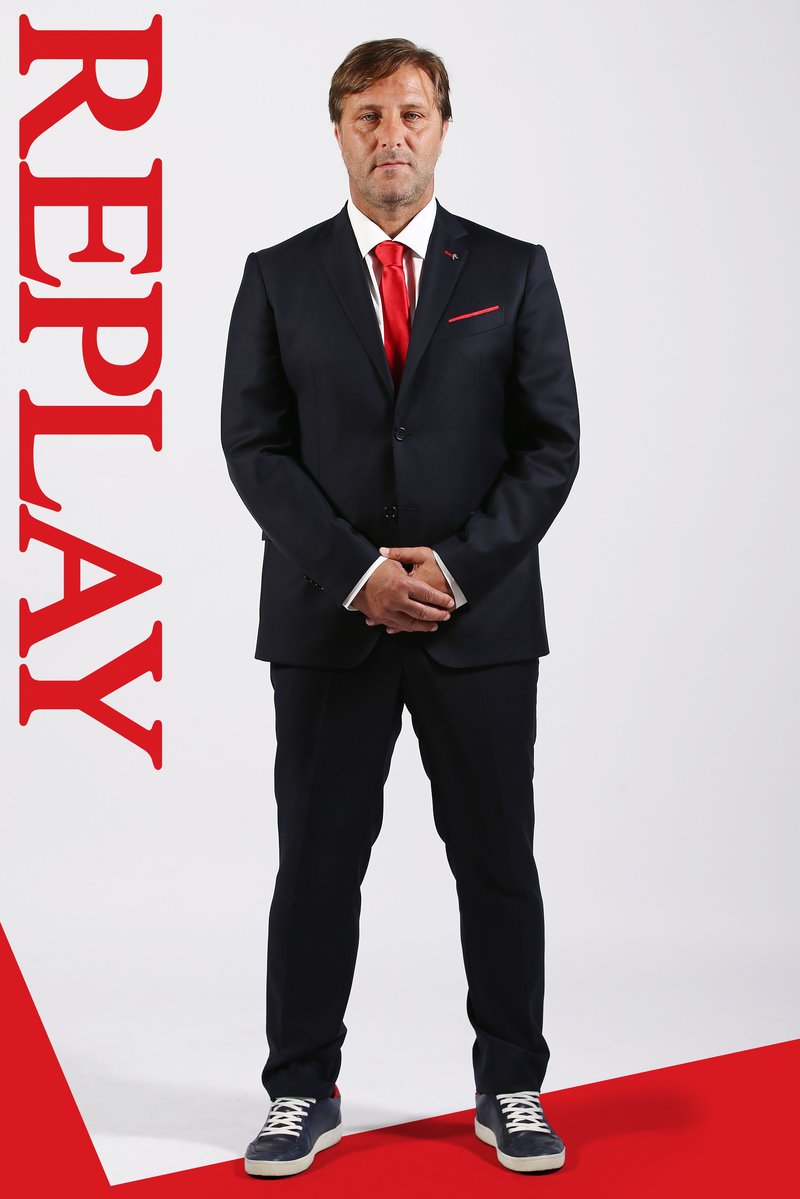 H Replay ντύνει τον Ολυμπιακό [εικόνες] | iefimerida.gr 3