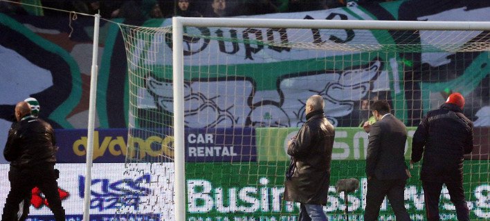 Η χειρονομία του Περέιρα και τα επεισόδια που στιγμάτισαν το ντέρμπι [εικόνες] | iefimerida.gr 0