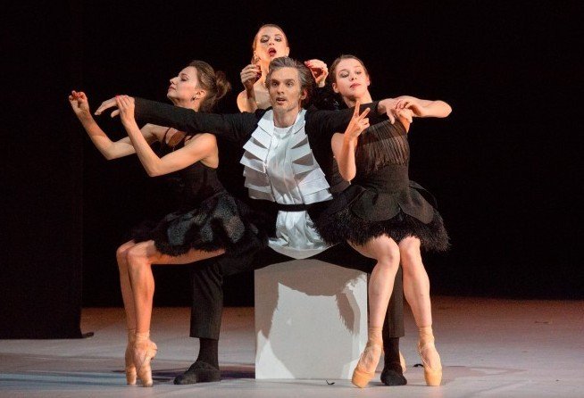 «Το ημέρωμα της στρίγγλας» σε απευθείας μετάδοση από τη Μόσχα με τα Μπαλέτα Μπολσόι [εικόνες] | iefimerida.gr 3