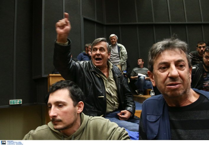 Ενταση στο Περιφερειακό Συμβούλιο Αττικής: Αποδοκίμασαν Δούρου και αντιπεριφερειάρχη [εικόνες & βίντεο] | iefimerida.gr 2