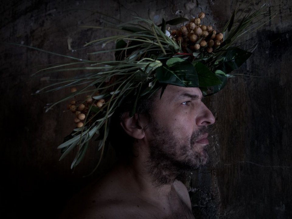 Οι bijoux de kant ανεβάζουν στο BIOS έργο που δεν πρόλαβε να παρουσιάσει ο Λευτέρης Βογιατζής [εικόνες] | iefimerida.gr 2