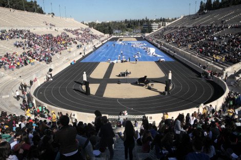 H Nτόρα Μπακογιάννη μαζί με τον Γιάννη Μώραλη σε εκδήλωση -Κάτι τρέχει στον δήμο Πειραιά [εικόνες] | iefimerida.gr 2