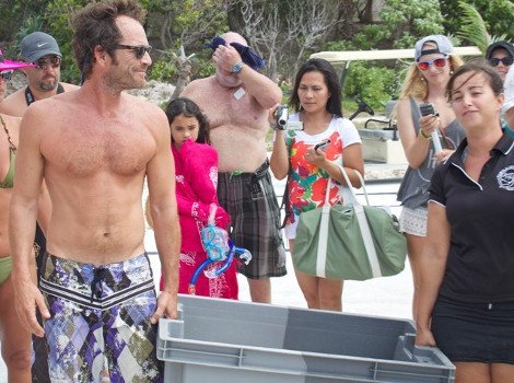 Ο Ντίλαν από το Μπέβερλι Χιλς χωρίς μπλούζα ακόμη και στα 47 του [εικόνες] | iefimerida.gr 1