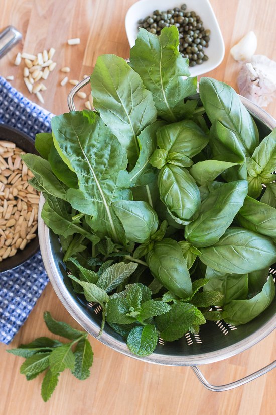 Pesto για τα κρεατικά | iefimerida.gr 0