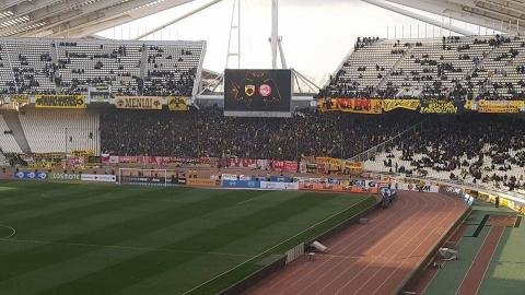 Χωρίς προβλήματα έφτασαν οι αποστολές ΑΕΚ και Ολυμπιακού στο ΟΑΚΑ [εικόνες] | iefimerida.gr 0