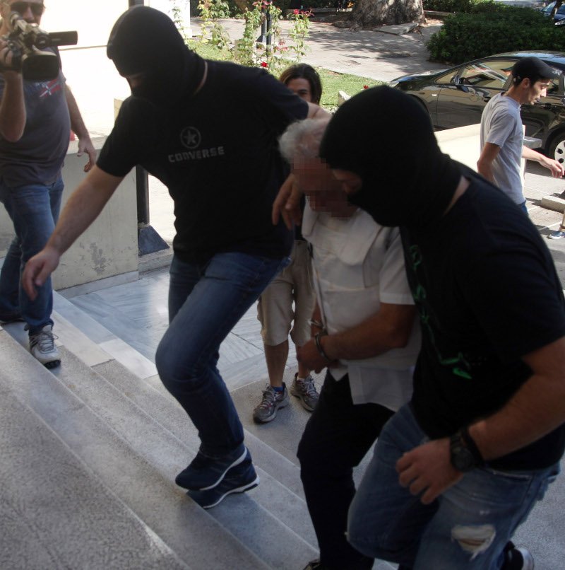 Τρεις βαριές κατηγορίες απήγγειλε ο εισαγγελέας στον Πετρακάκο [εικόνες&βίντεο] | iefimerida.gr 3