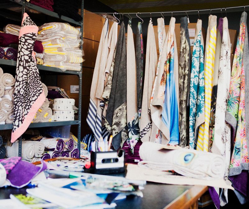 Sun of A Beach: Ενα success story με άρωμα καλοκαιριού -Η Μελίνα και η Ελλη έφτιαξαν μοδάτες πετσέτες θαλάσσης και ξεπουλάνε [εικόνες] | iefimerida.gr 2