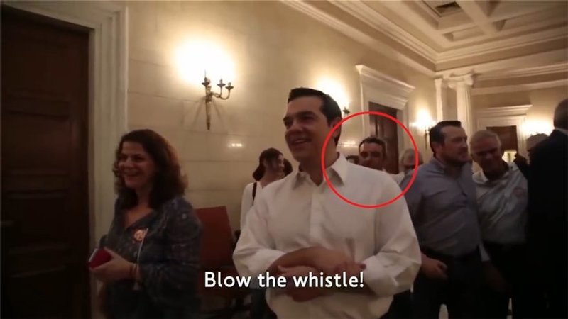 Ο Πετσίτης ήταν στο Μέγαρο Μαξίμου το βράδυ του δημοψηφίσματος [βίντεο] | iefimerida.gr 4