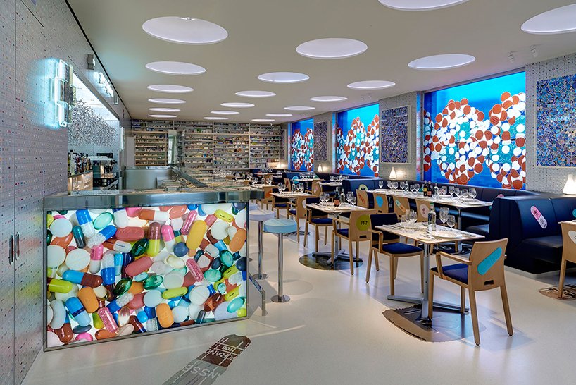 «Pharmacy»: Το λονδρέζικο εστιατόριο που μοιάζει πραγματικά με φαρμακείο [εικόνες] | iefimerida.gr 2