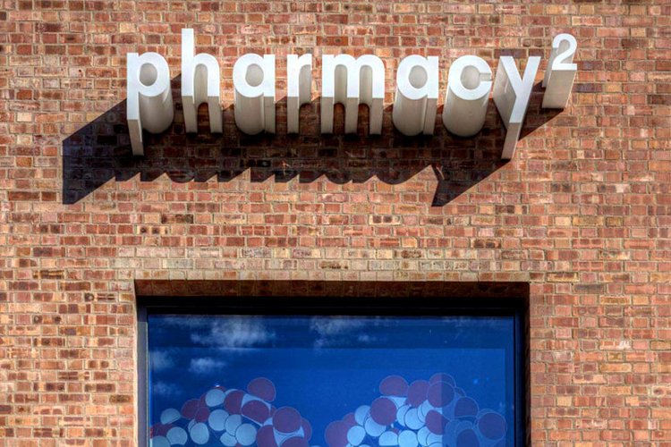«Pharmacy»: Το λονδρέζικο εστιατόριο που μοιάζει πραγματικά με φαρμακείο [εικόνες] | iefimerida.gr 7