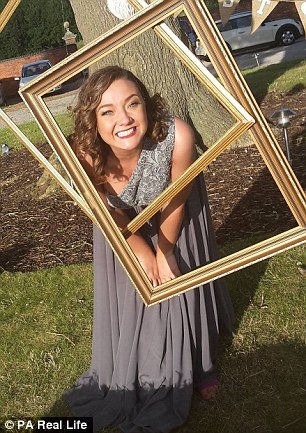 22χρονη τουρίστρια έμεινε ανάπηρη γιατί έφαγε τυρί στην Κω [εικόνες & βίντεο] | iefimerida.gr 4