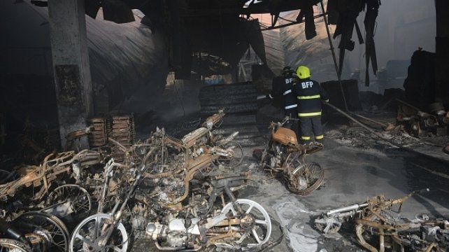 Τραγωδία στις Φιλιππίνες -31 νεκροί από πυρκαγιά σε εργοστάσιο [εικόνες & βίντεο] | iefimerida.gr 3