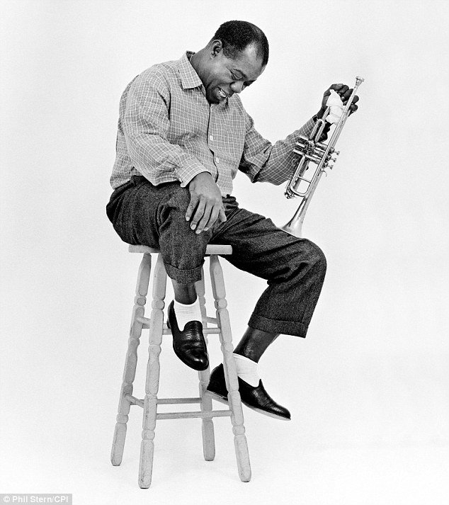 Πέθανε ο θρυλικός φωτογράφος του Χόλιγουντ Φιλ Στερν -Τα απίθανα πορτρέτα του [εικόνες] | iefimerida.gr 7