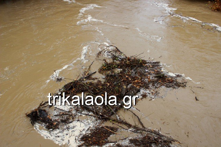 Θεομηνία σε όλη την Ελλάδα -Καταιγίδες, πλημμύρες και καταστροφές από την Πέλλα έως την Αττική και την Αργολίδα | iefimerida.gr 9