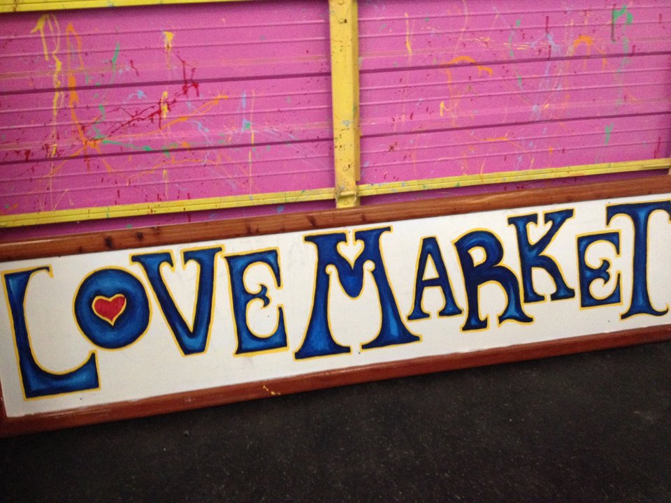 Αυτό το ΣK, μεγάλο ερωτικό Meet Market στην Τεχνόπολη – The Love Edition [εικόνες] | iefimerida.gr 1