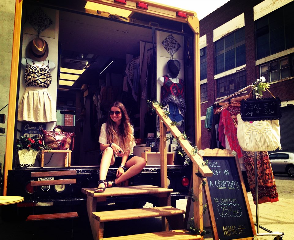 Το Nomad truck στους δρόμους της Νέας Υόρκης: Η μπουτίκ-φορτηγό με τα funky και boho ρούχα [εικόνες] | iefimerida.gr 4
