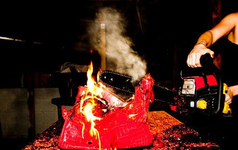 80.000 ευρώ τσάντα Hermes καίει η κόρη του Ίστγουντ [εικόνες] | iefimerida.gr 2