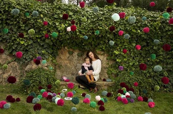 Η φωτογράφος που αψηφά τη βαρύτητα -Δημιουργεί μαγικές σκηνές με ιπτάμενα αντικείμενα [εικόνες] | iefimerida.gr 10