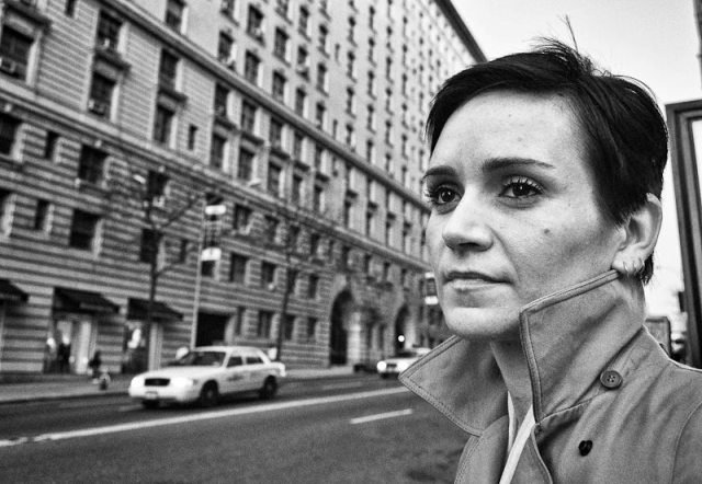 Μια σπαρακτική ιστορία αγάπης-Φωτογράφιζε τη γυναίκα του από την πρώτη μέρα γνωριμίας τους μέχρι τον θάνατό της από καρκίνο [εικόνες] | iefimerida.gr 1