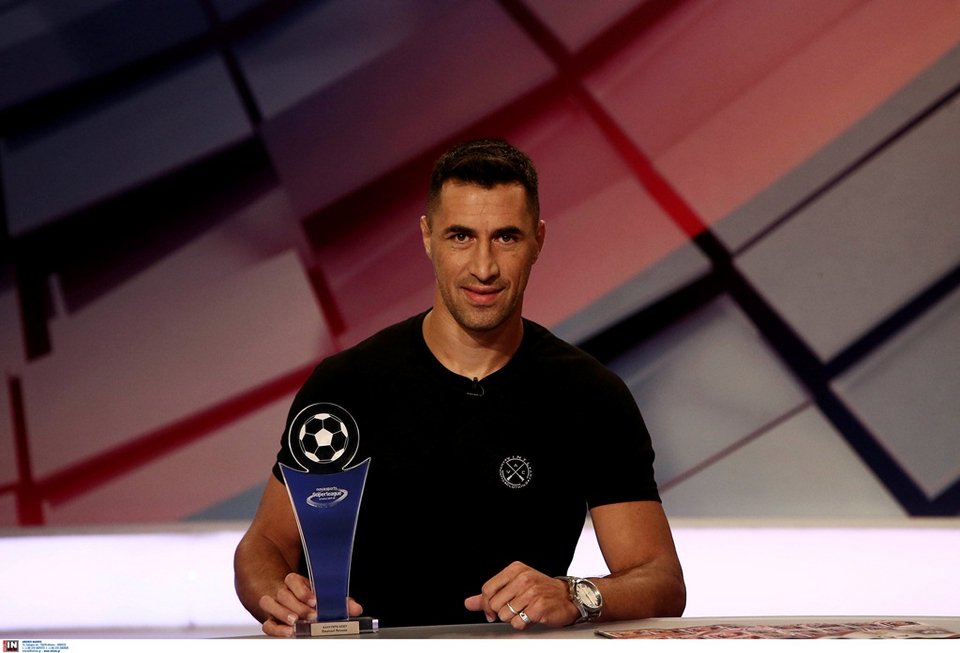 Βραβεύτηκαν οι πρωταγωνιστές των γηπέδων με το Έπαθλο Novasports Super League 2017/18 [εικόνες] | iefimerida.gr 2