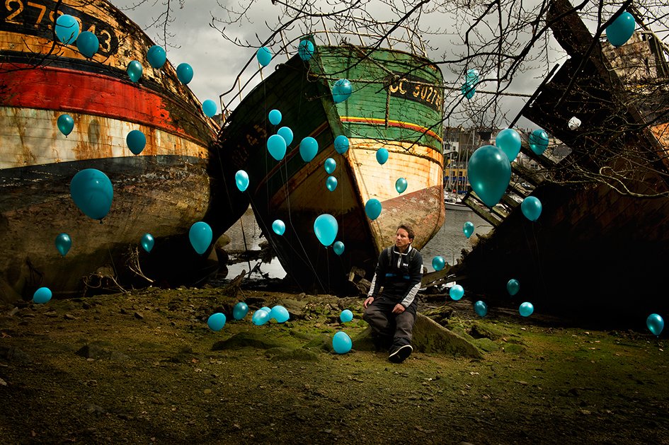 Η φωτογράφος που αψηφά τη βαρύτητα -Δημιουργεί μαγικές σκηνές με ιπτάμενα αντικείμενα [εικόνες] | iefimerida.gr 6