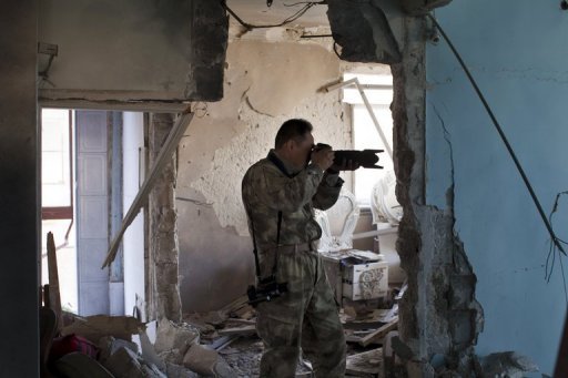 Τρελαμένος Γιαπωνέζος κάνει... τουρισμό στο Συριακό μέτωπο [εικόνες] | iefimerida.gr 0