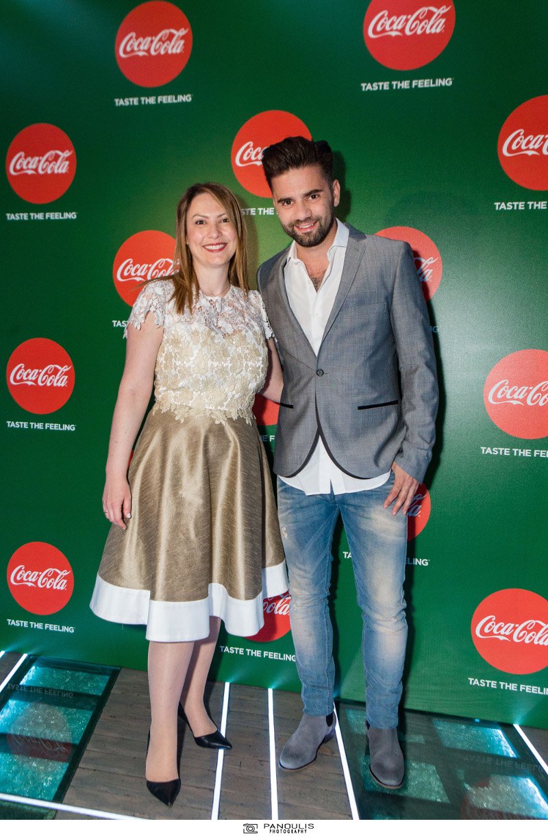 Coca-Cola xωρίς Θερμίδες και με γλυκαντικό από το φυτό Στέβια: Νέα απόλαυση «φυσικά»... με Κλειστά Μάτια! | iefimerida.gr 0