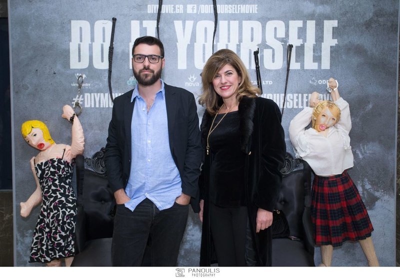 Με μεγάλη επιτυχία πραγματοποιήθηκε η επίσημη πρεμιέρα της νέας συμπαραγωγής της Nova, «Do It Yourself» [εικόνες & βίντεο] | iefimerida.gr 7