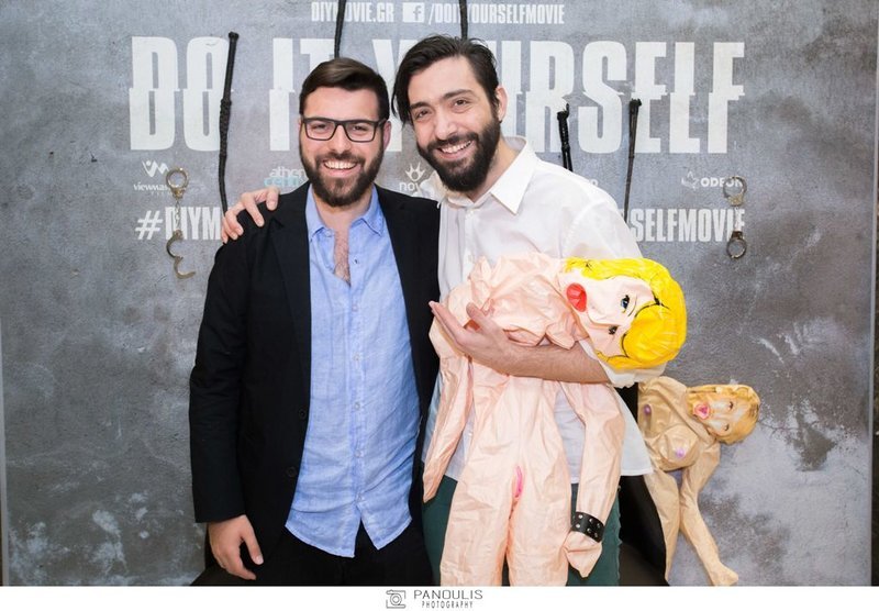 Με μεγάλη επιτυχία πραγματοποιήθηκε η επίσημη πρεμιέρα της νέας συμπαραγωγής της Nova, «Do It Yourself» [εικόνες & βίντεο] | iefimerida.gr 6