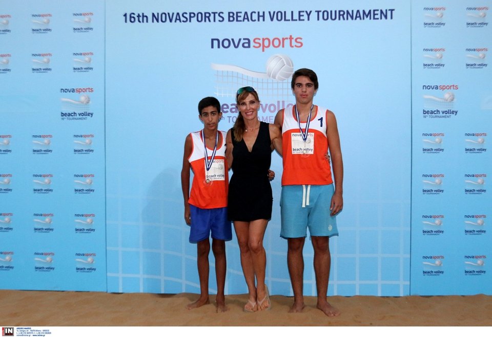 Για 16η χρονιά η άμμος πήρε φωτιά στο «Novasports Beach Volley Tournament» | iefimerida.gr 2