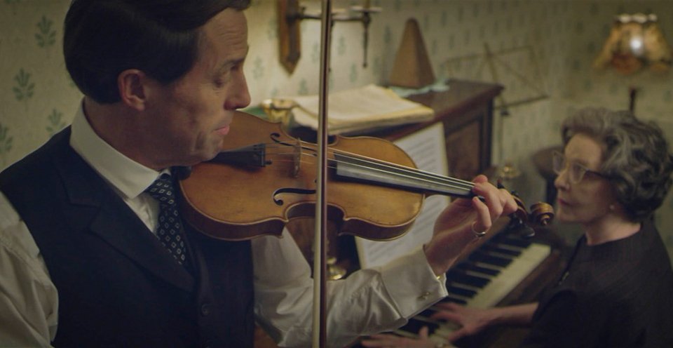 «A very English Scandal»: Η νέα μίνι αστυνομική σειρά του Στίβεν Φρίαρς στη Nova [εικόνες &amp; βίντεο] | iefimerida.gr 2