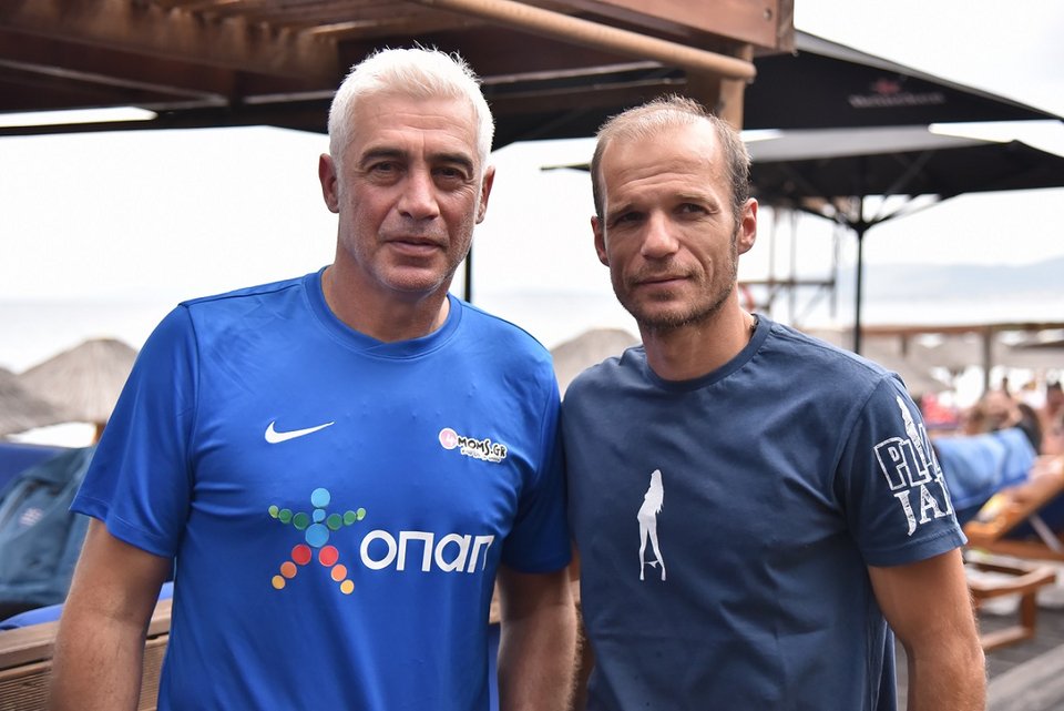 Νικοπολίδης και Παπαδόπουλος παίζουν footvolley στον Σχοινιά [εικόνες & βίντεο] | iefimerida.gr 0