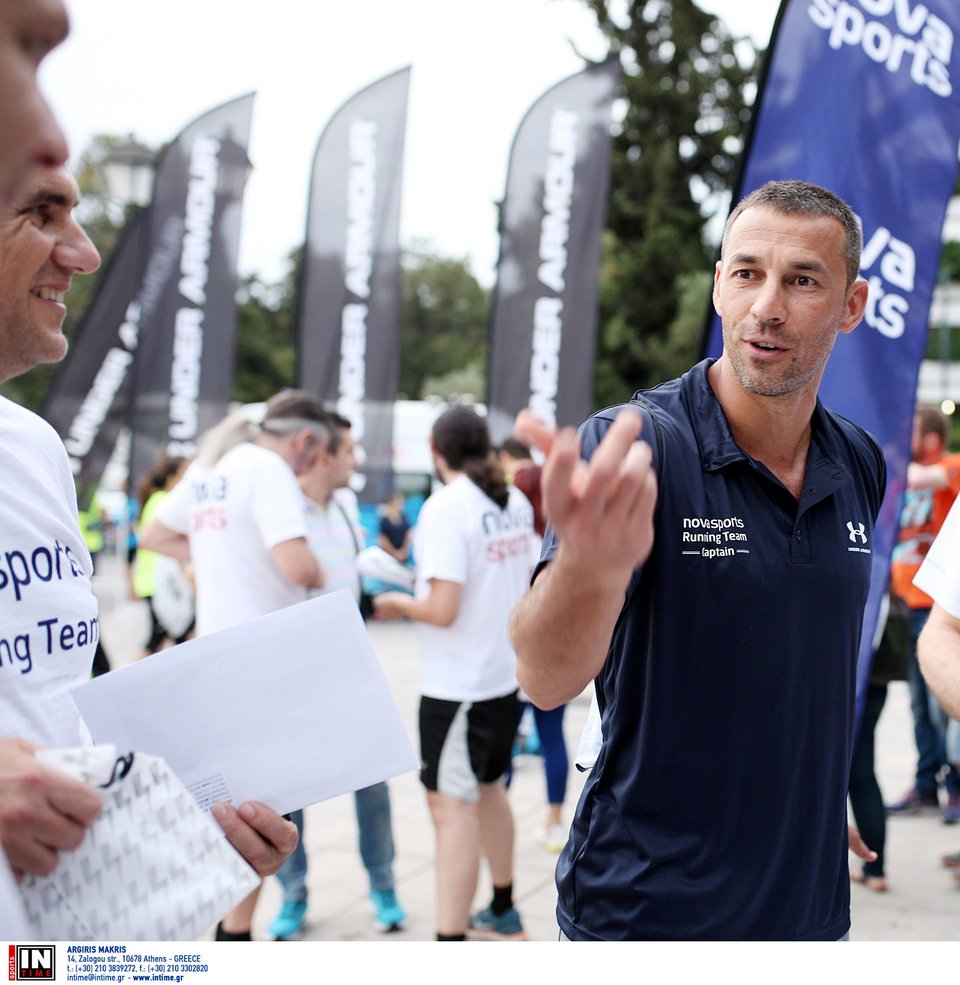 Η «Novasports Running Team» με τον Περικλή Ιακωβάκη έτρεξε στο Lighting Up Athens! | iefimerida.gr 0
