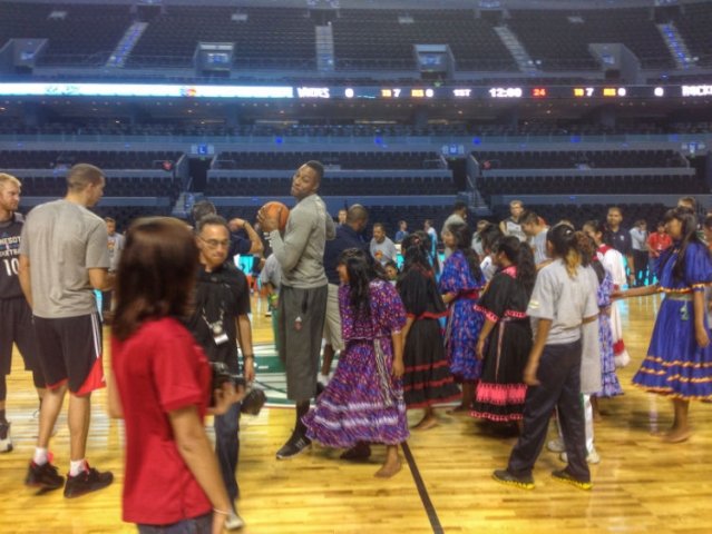 Αγώνας NBA στο Μεξικό τα ξημερώματα μετά από 17 χρόνια [εικόνες] | iefimerida.gr 1