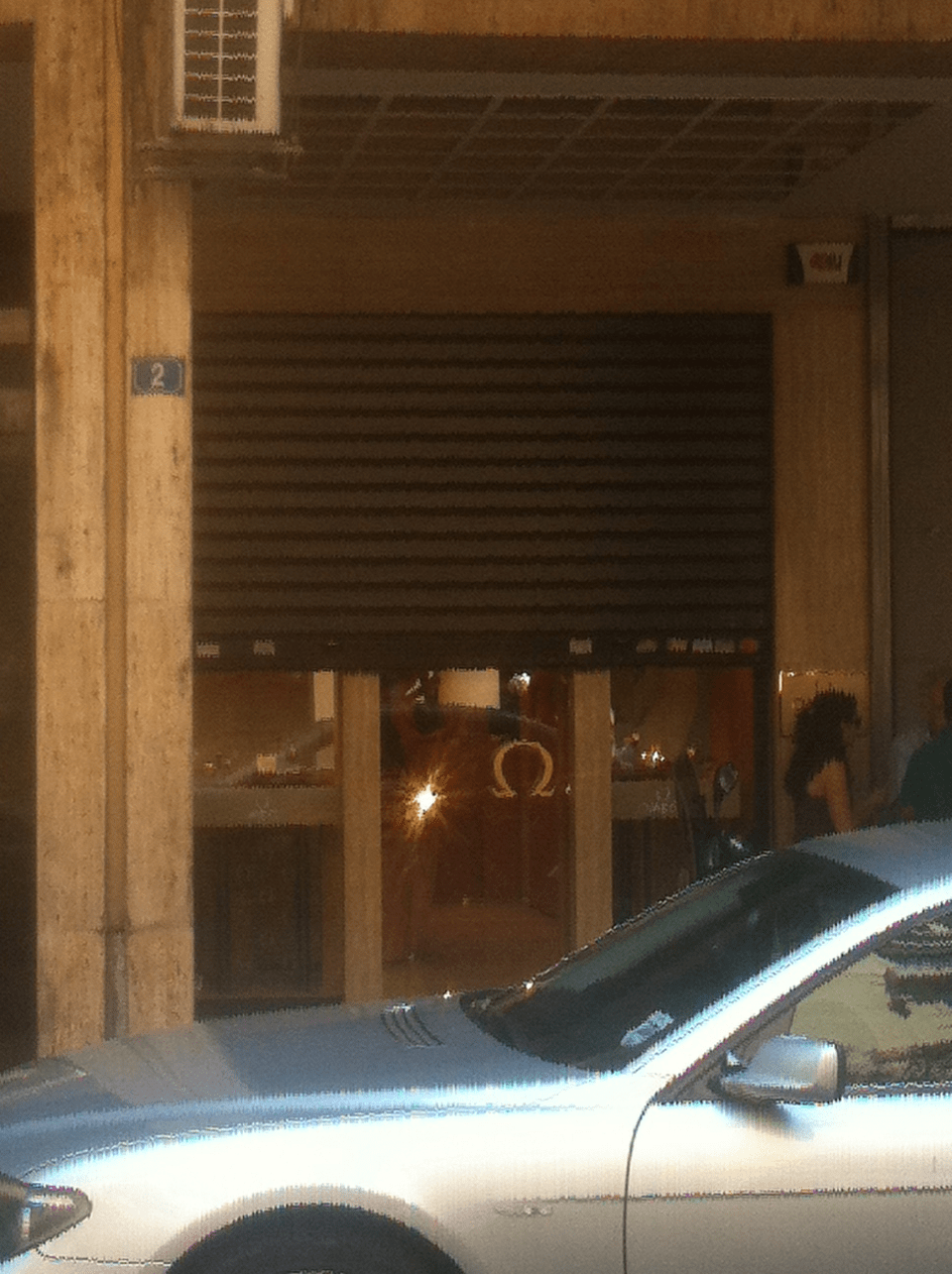 Χάος στο κέντρο της Αθήνας - Χημικά και προσαγωγές στα Προπύλαια - Εκλεισαν τα καταστήματα | iefimerida.gr 3
