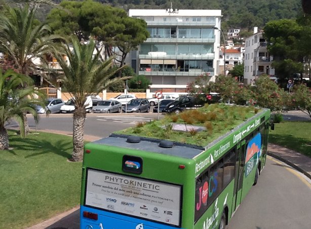 Στους δρόμους της Ισπανίας το πρώτο λεωφορείο με κήπο στην οροφή [εικόνες+βίντεο]  | iefimerida.gr 6