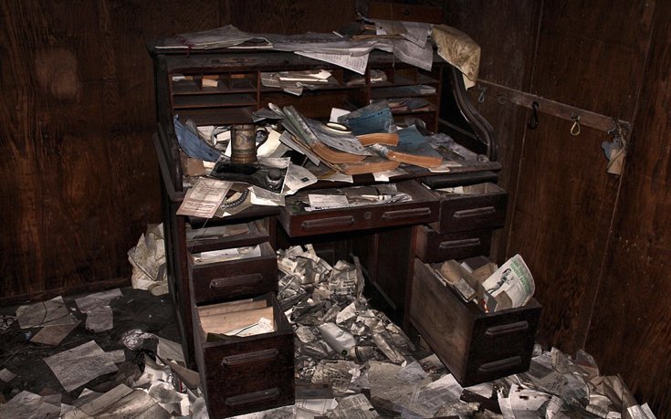 Καταρρέει η βίλα των λογοτεχνικών αριστουργημάτων [εικόνες]  | iefimerida.gr 1