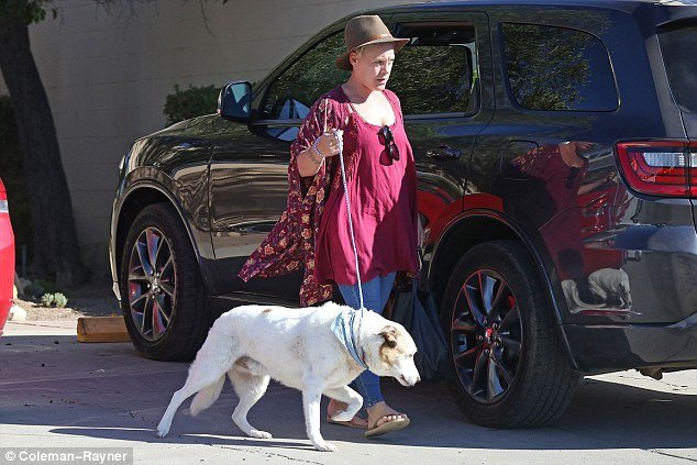 Pink: Αγνώριστη χωρίς το μακιγιάζ η τραγουδίστρια [εικόνες]  | iefimerida.gr 4