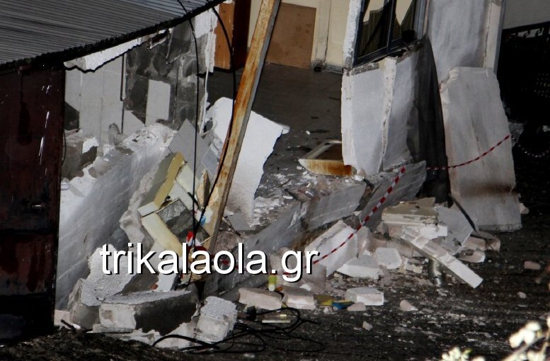 Κατολισθήσεις σε χωριό των Τρικάλων: Επεσε σπίτι, εκκενώθηκαν άλλα [εικόνες & βίντεο] | iefimerida.gr 1