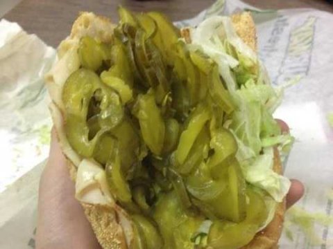 Παρήγγειλε σάντουιτς και αυτό που παρέλαβε ήταν ό,τι πιο αηδιαστικό είχε δει ποτέ [εικόνες] | iefimerida.gr 0