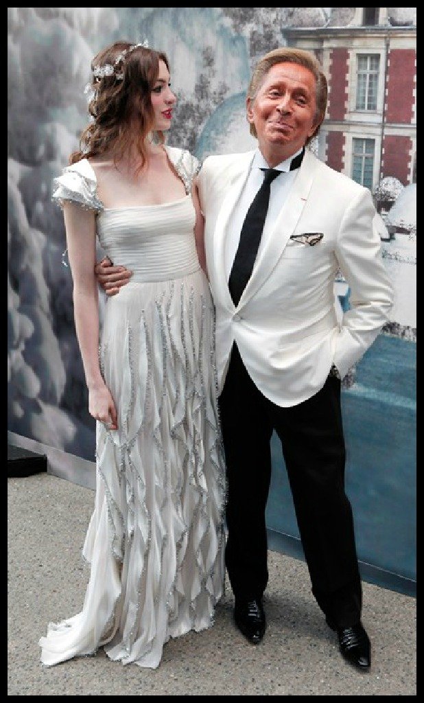 Αποκλειστικό: Ο Valentino «ψηφίζει» Αθήνα - Ηρθε για να δείξει ότι είναι ασφαλής και όμορφος προορισμός [εικόνες] | iefimerida.gr 4