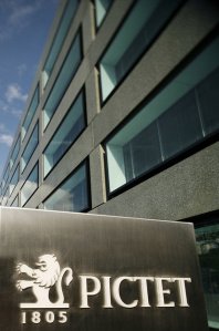 Ελβετός τραπεζίτης κάνει διακοπές στην Πάτμο: Είστε ευφυής λαός και ο τουρισμός θα σας σώσει [εικόνες] | iefimerida.gr 2