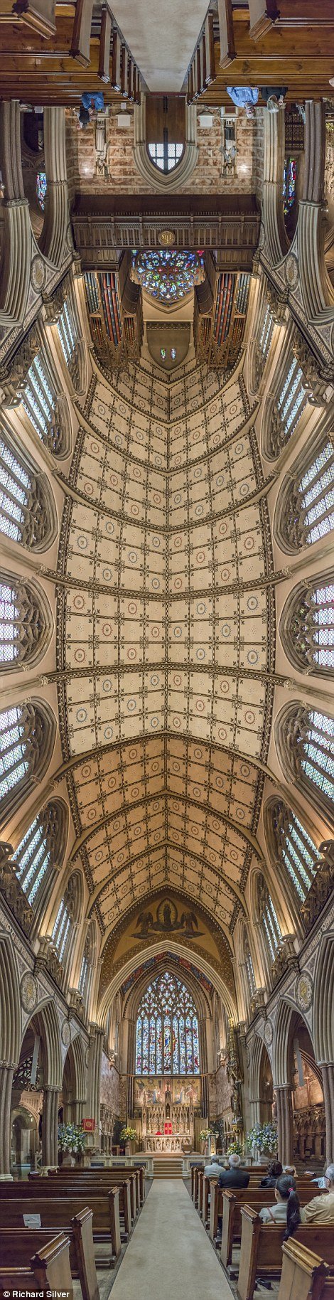 Φωτογραφικό ταξίδι στους καθεδρικούς ναούς της Αγγλίας -Μαγευτικές εικόνες που θυμίζουν καλειδοσκόπιο [εικόνες] | iefimerida.gr 5