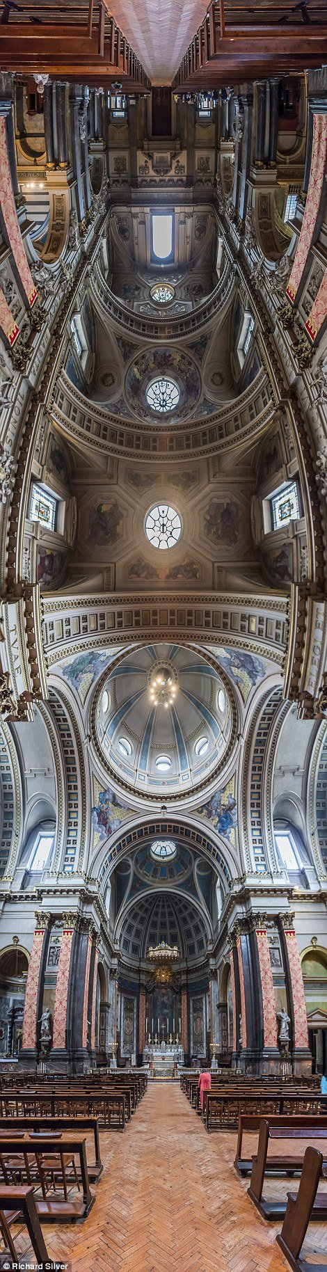 Φωτογραφικό ταξίδι στους καθεδρικούς ναούς της Αγγλίας -Μαγευτικές εικόνες που θυμίζουν καλειδοσκόπιο [εικόνες] | iefimerida.gr 4